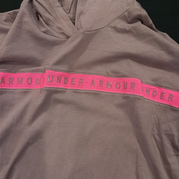 Under Armour Long sleeve tshirt hoodie - Picture 2 of 3